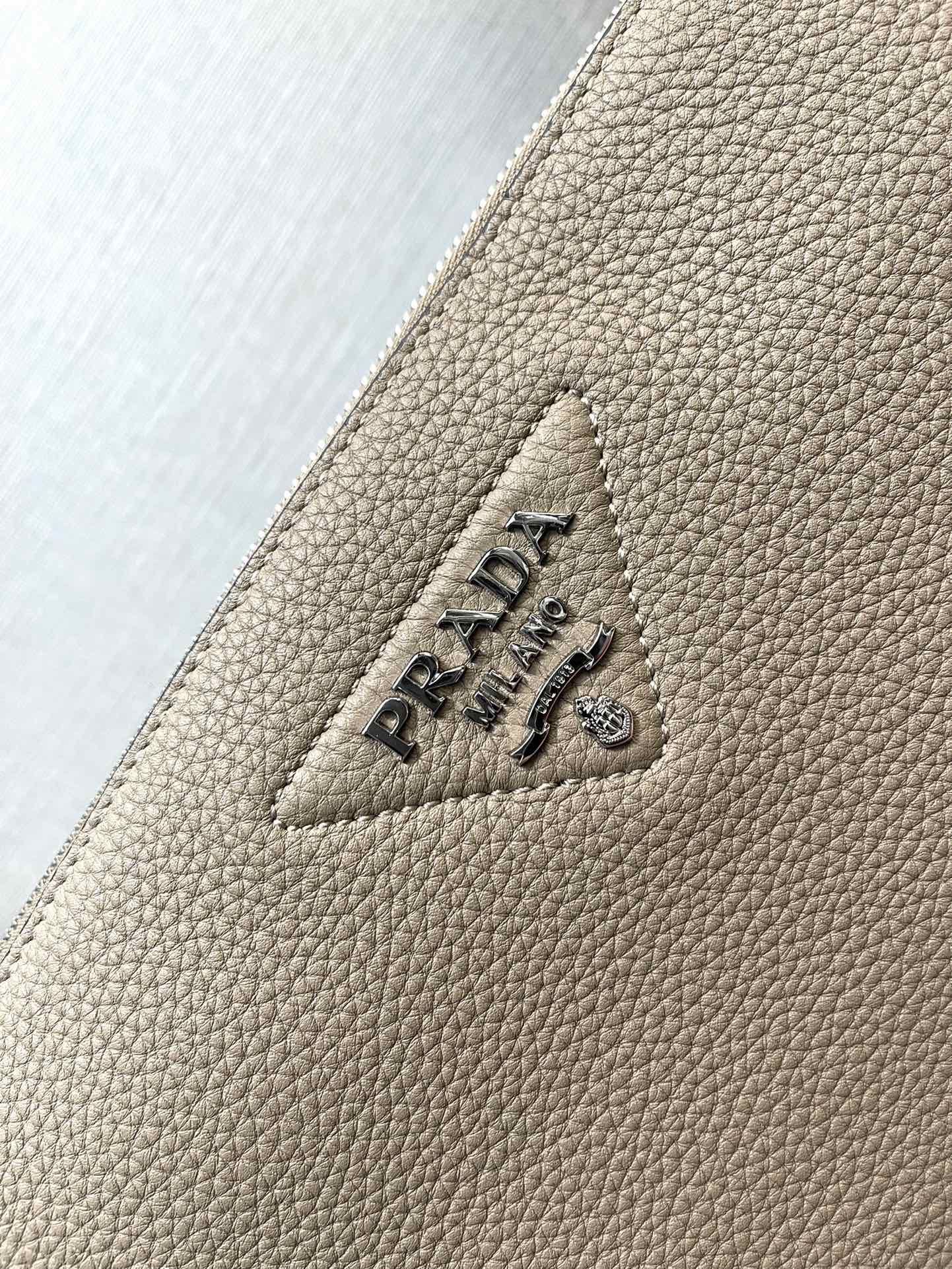 Prada Satchel Bags